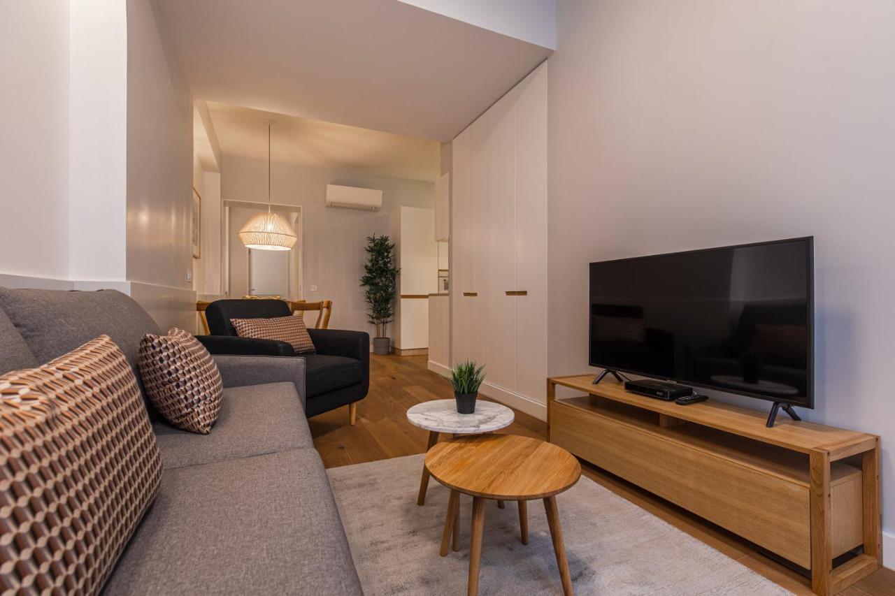 Upscale & Modern 2Bdr Apartment リスボン エクステリア 写真
